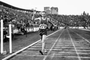 Abdon Pamich, vincitore dei 50 km di marcia, 1962. (Foto di: Universal Archive/Universal Images Group via Getty Images)