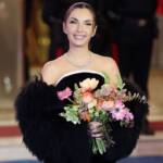 Elettra Lamborghini vestita di nero al green carpet di Sanremo 2026