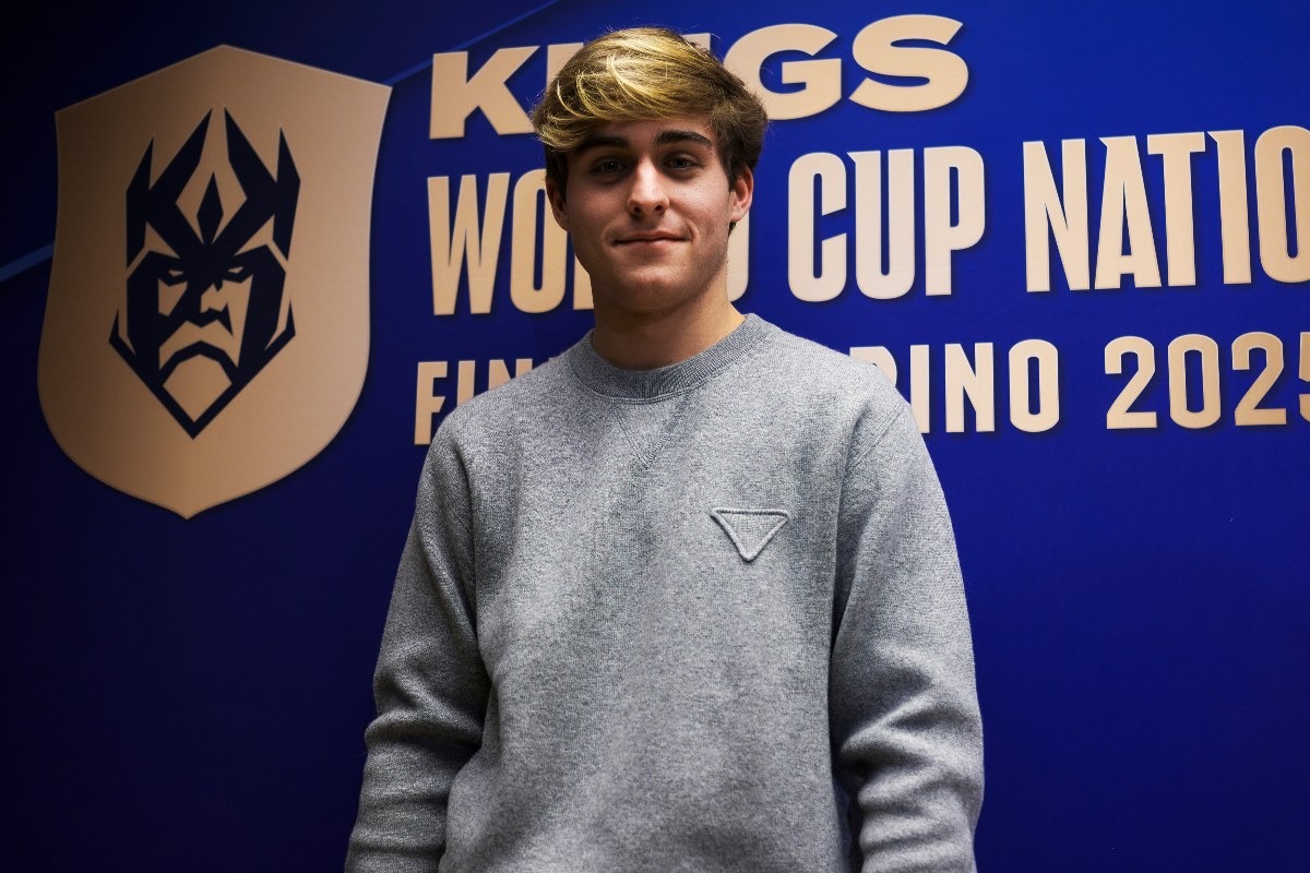 Davide Bonolis, figlio del conduttore televisivo italiano Paolo Bonolis, posa prima della Kings World Cup Nations 2025