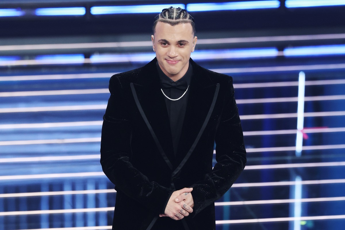 Samurai Jay si esibisce al 76° Festival di Sanremo 2026