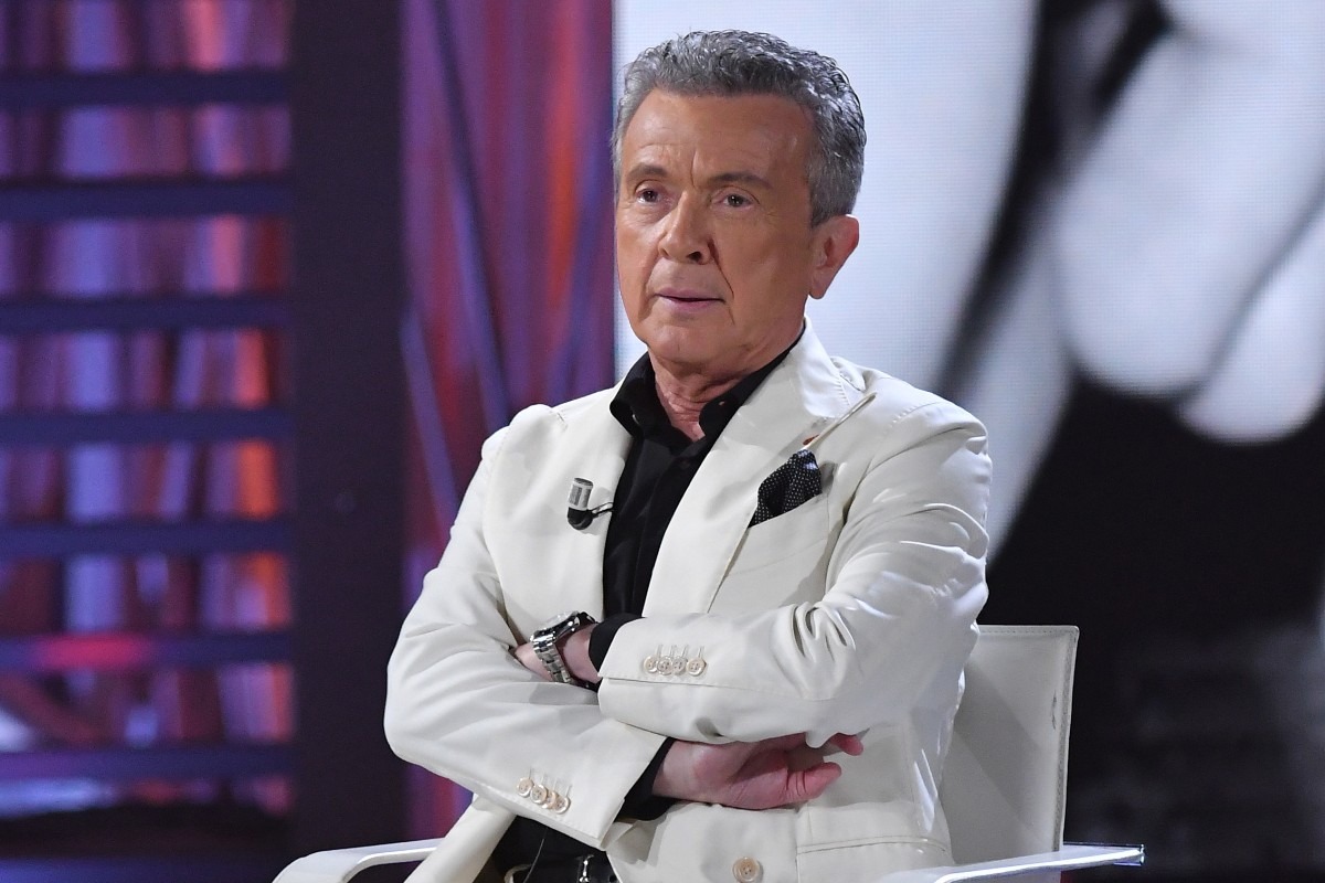Pupo (Enzo Ghinazzi) nel corso della trasmissione I migliori anni