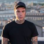 Fedez al photocall della seconda stagione di “Roast in Peace”