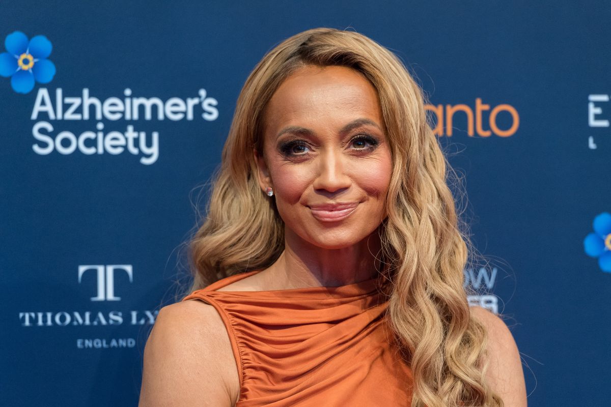 Tutto su Kate Scott: giornalista e  conduttrice della cerimonia del Pallone d’Oro